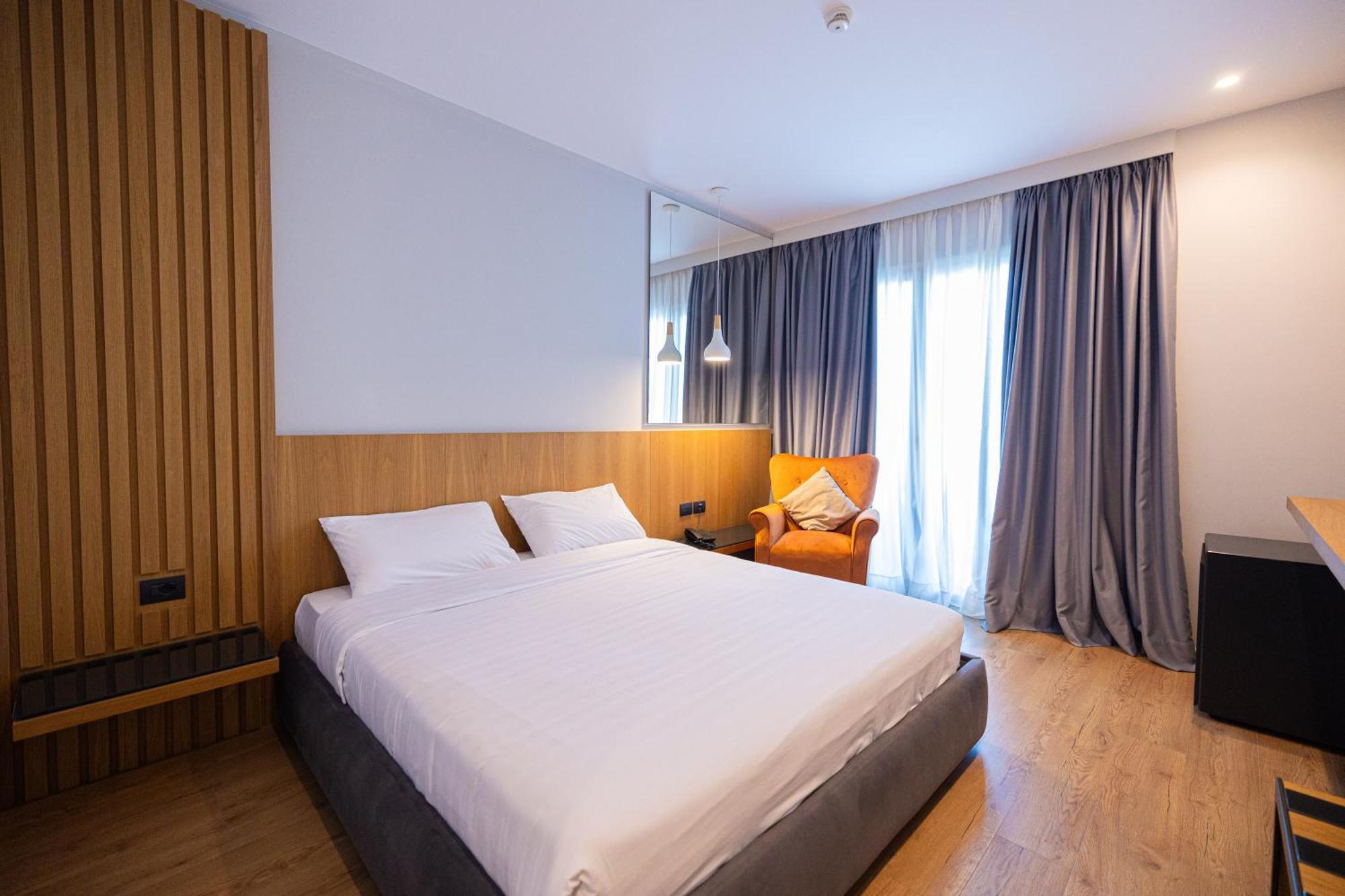 Duka Hotel Vlore Bagian luar foto