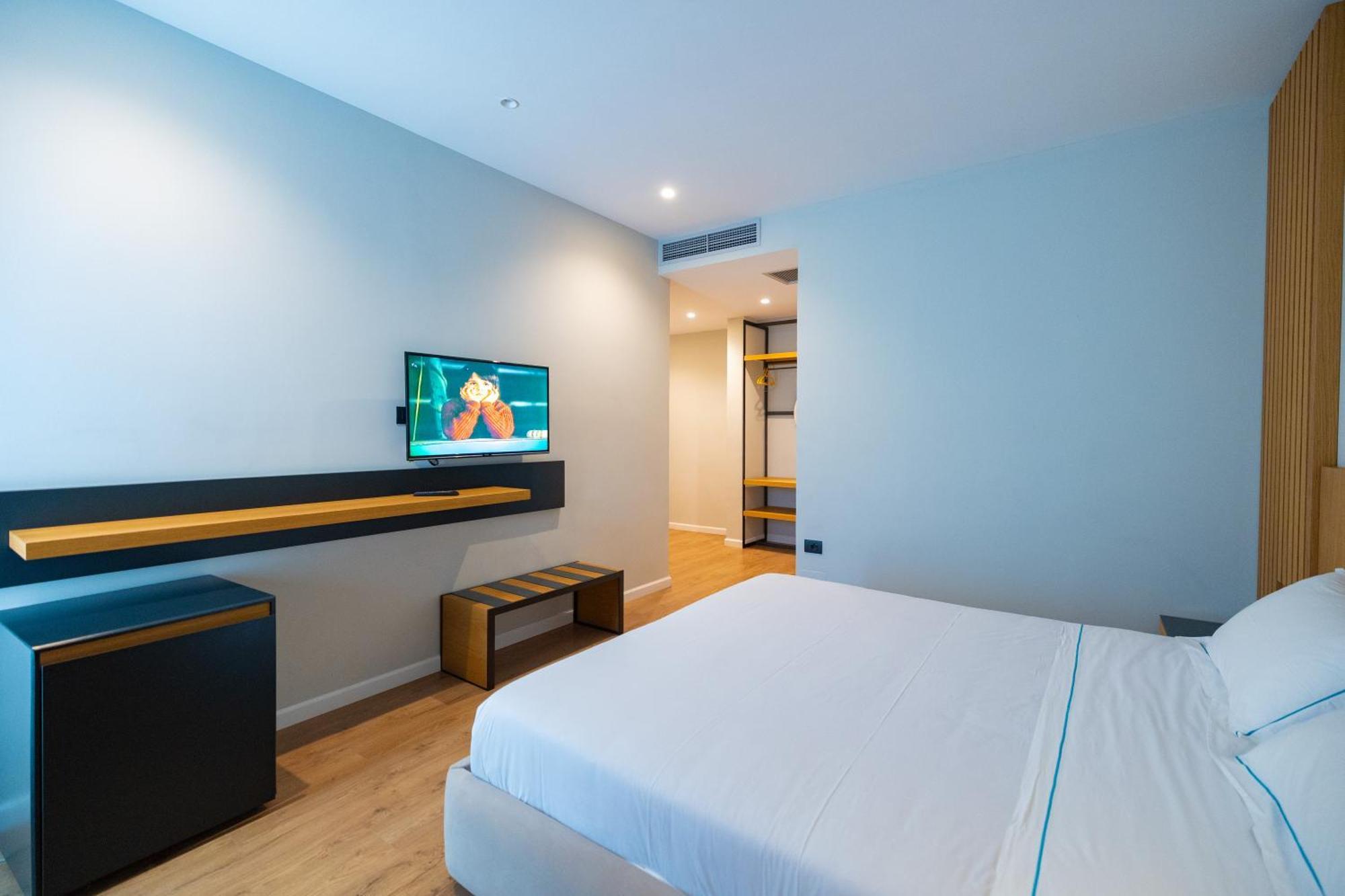 Duka Hotel Vlore Bagian luar foto