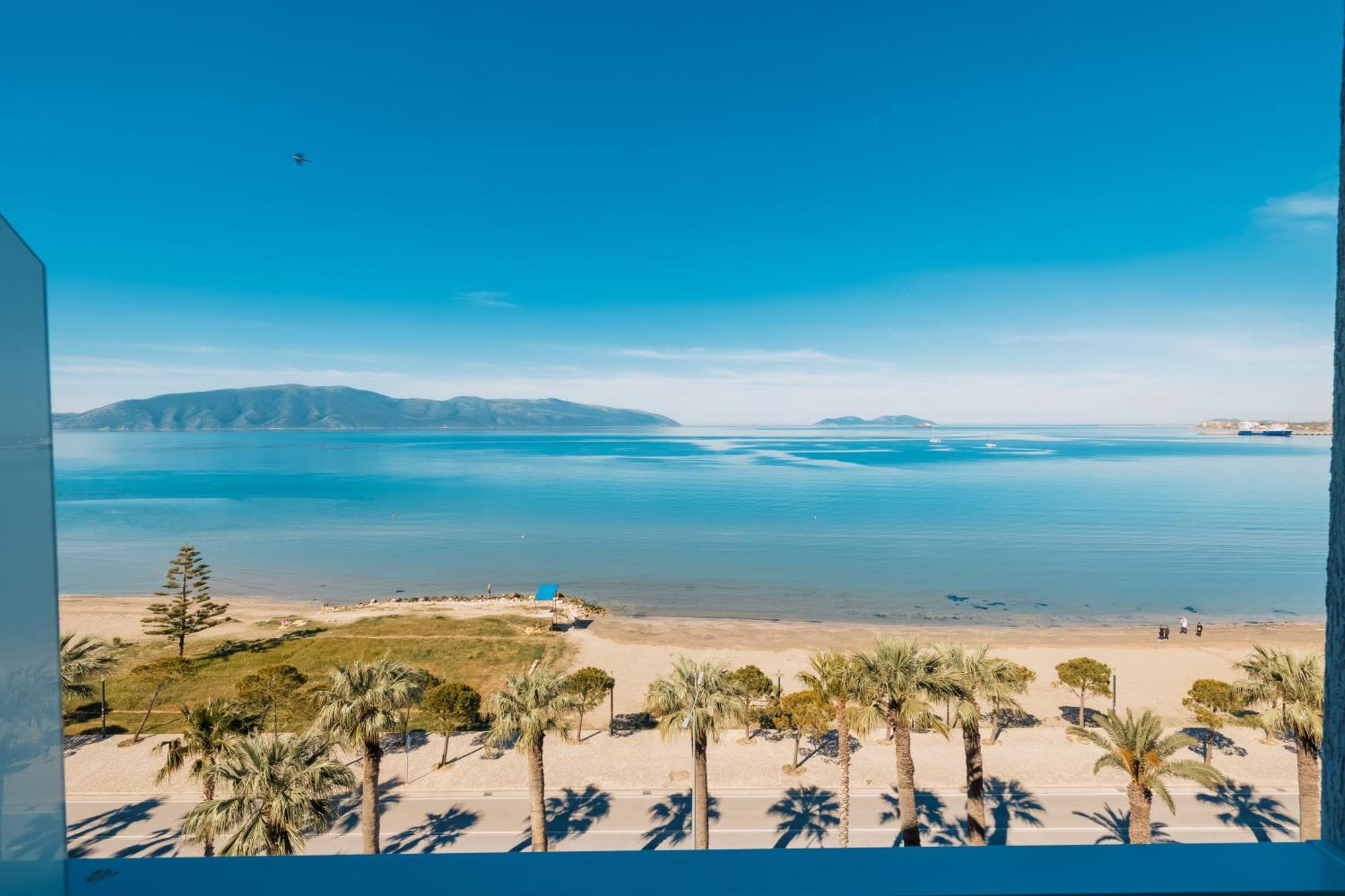 Duka Hotel Vlore Bagian luar foto